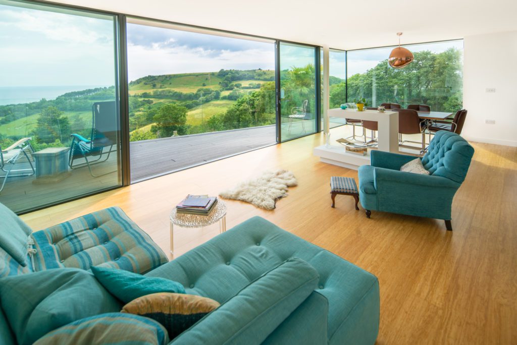 The Benefits of Bamboo Flooring vs. Oak