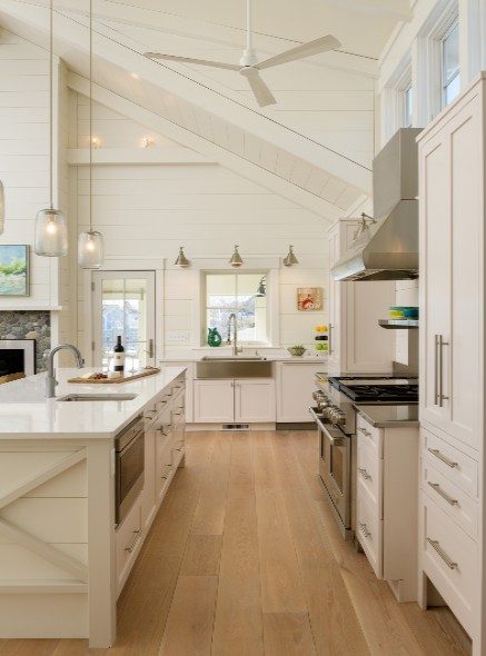Carlisle Casual Collection Weekend Cottage Flooring