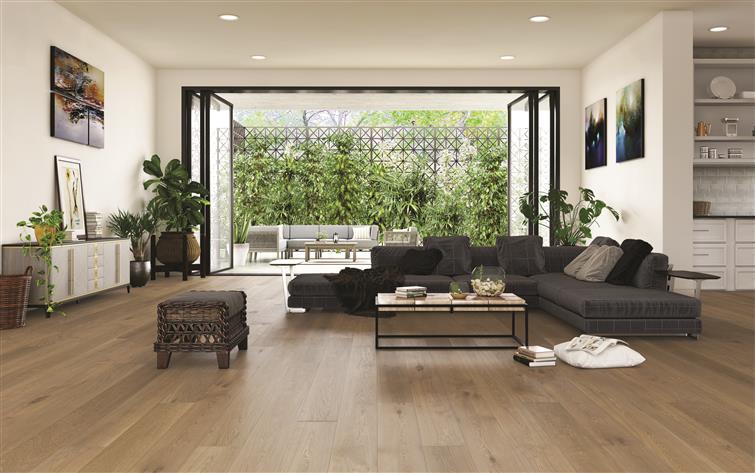 Tile Floors vs. Wood Floors: A Head-to-Head Comparison