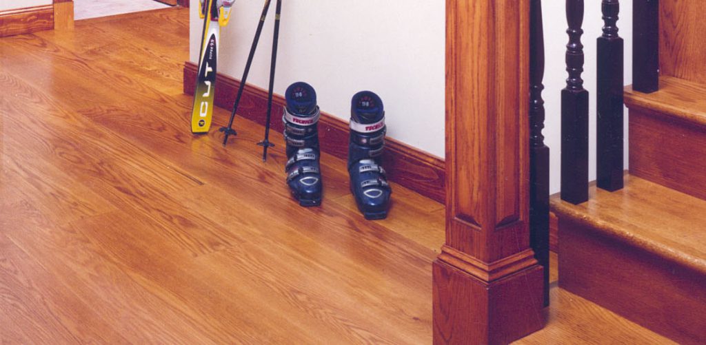 Comparing Red Oak vs. Maple Hardwood Floors